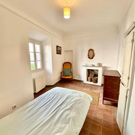 évasion Authentique à èze, Avec Vue Casa de Férias